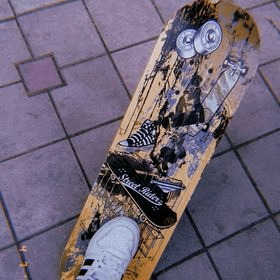 Graphic Deck Skateboard – Stylish Design with Durable Build for All Riders
