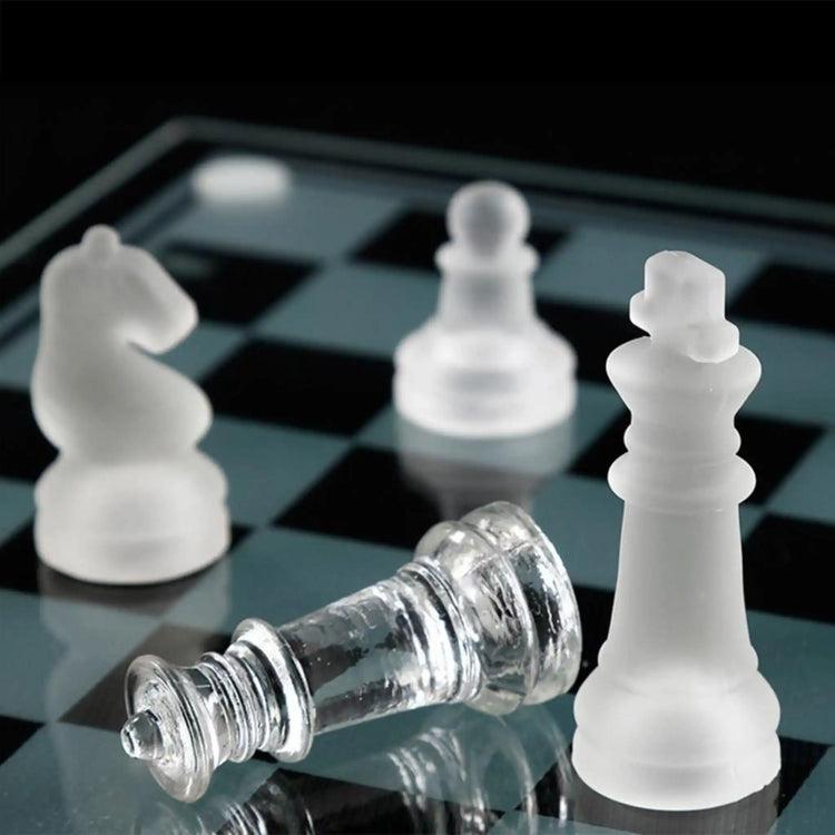 Luxury Glass Chess Set – Frosted & Clear Pieces with Sleek Glass Board